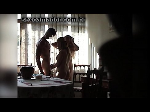 ❤️ Seks dostları nəhəng kişini və onunla birlikdə bir üçlüyü dəvət edirlər ☑ Sikiş videosu az.sexvideosex.top ️❤