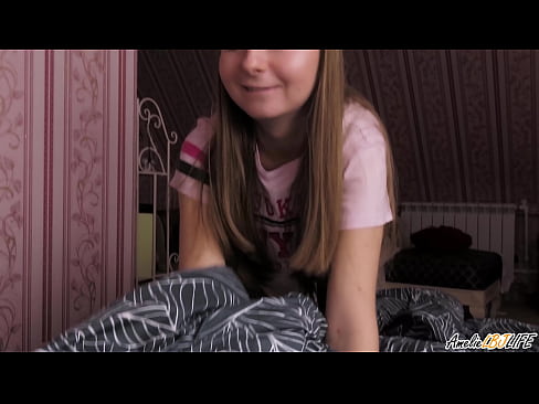 ❤️ Blondie onun BFF-ni dərindən sorur və ağzına boşaldır ☑ Sikiş videosu az.sexvideosex.top ️❤
