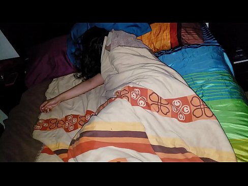 ❤️ Ögey oğul gənc ögey anası yatarkən onu təhqir edir. ☑ Sikiş videosu az.sexvideosex.top ️❤